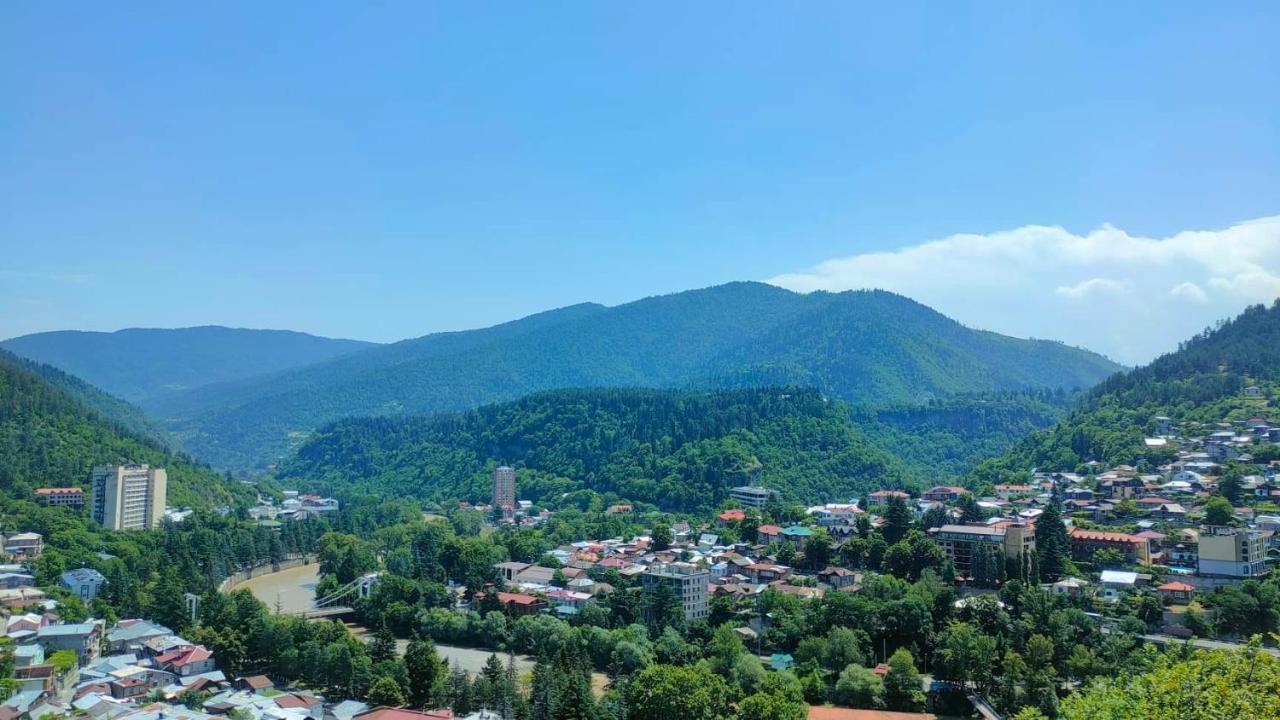 Guest House Gogias Cixe Borjomi Bagian luar foto